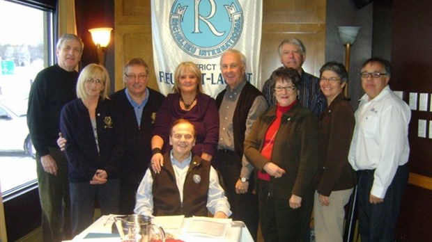 Les gouverneurs du Club Richelieu se rencontrent à Rivière-du-Loup