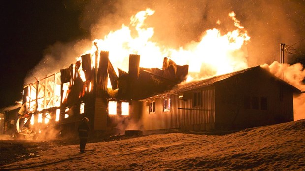Incendie dans une ferme de Saint-Paul-de-la-Croix