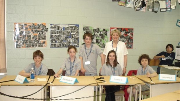 Bonne performance pour une équipe de Génies en herbe de l’école internationale de Saint-François-Xavier de Rivière-du-Loup
