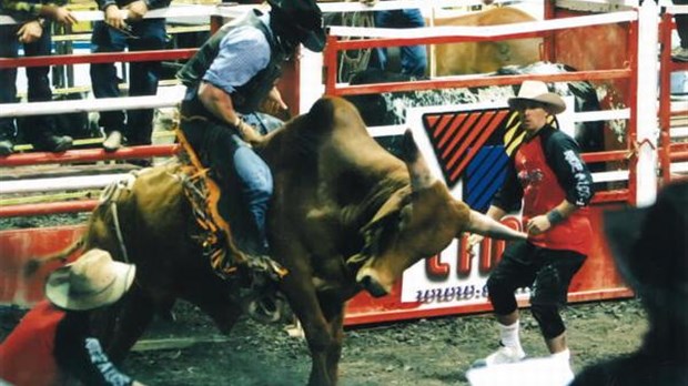 Rodéo Extrême de Rivière-du-Loup: Plus de 30 sorties de taureaux sauvages