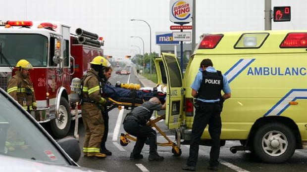 Feu rouge grillé à Rivière-du-Loup: quatre blessés
