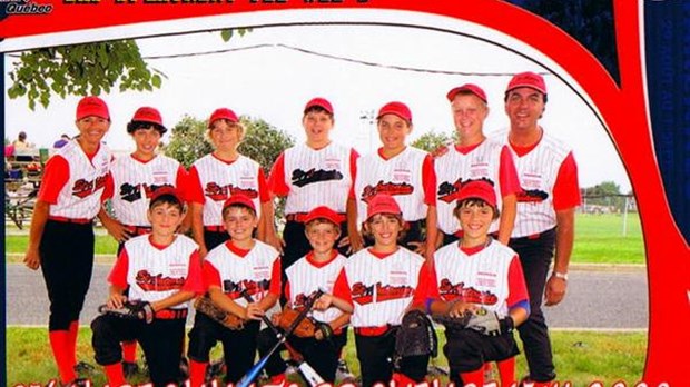 De jeunes joueurs de baseball se distinguent