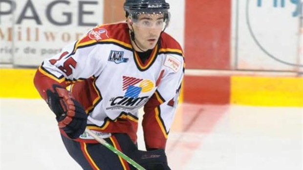 Chad Lacasse donne la victoire au CIMT en prolongation