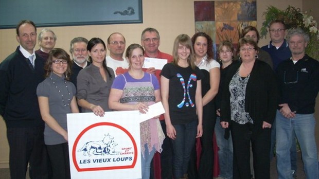 Les Vieux Loups donnent 3 000 $