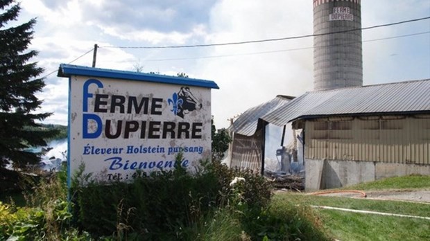 L'incendie de la Ferme Dupierre enr. en images