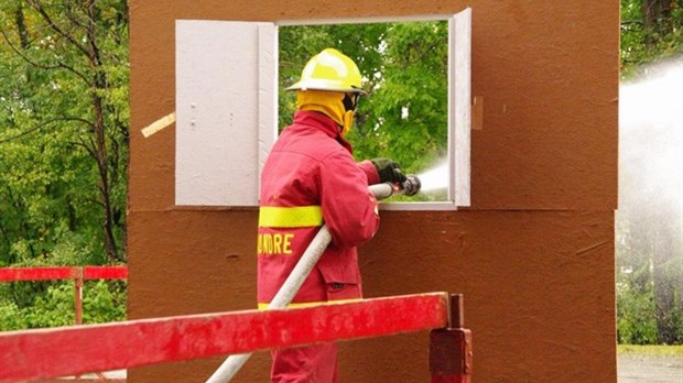 Le 38e tournoi des pompiers de l'APEQ en images