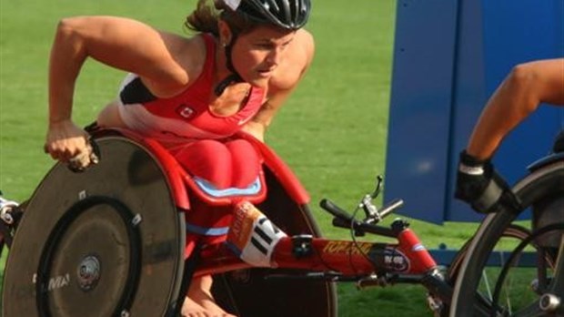 Diane Roy monte sur la troisième marche du podium