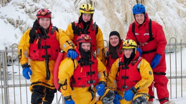 Des pompiers qui n’ont pas froid aux yeux