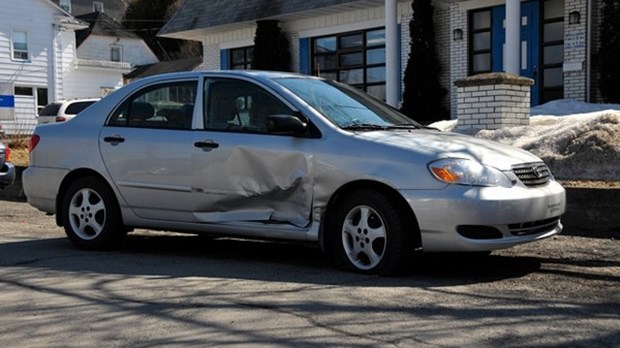 Collision à l’angle des rues Deslauriers et Iberville