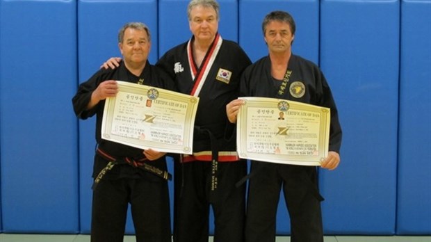 Promotions de ceintures noires en hoshinkido