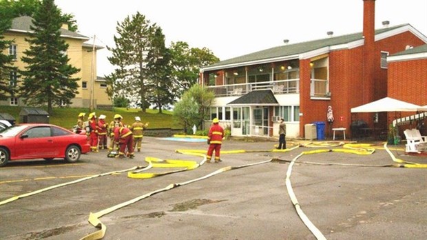Des pompiers en évaluation