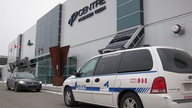 Fausse alarme et arrestation au Centre Premier Tech