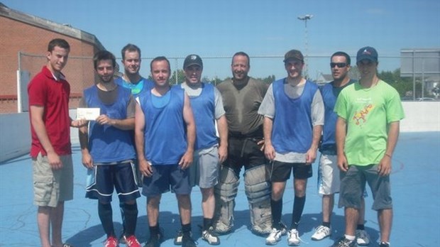 L'équipe de Samuel Gendreau championne du Tournoi de hockey-boule Gaz-O-Bar