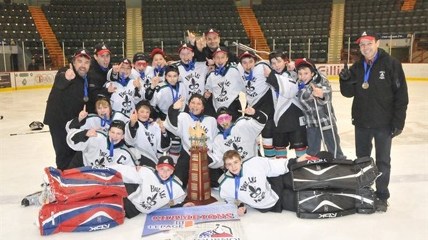 Le Fleur de Lys du Témiscouata remporte les honneurs du Tournoi Pee-Wee Neige