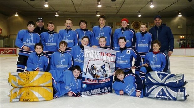 Le Pee-Wee A/Les Constructions Unic gagne le championnat régional