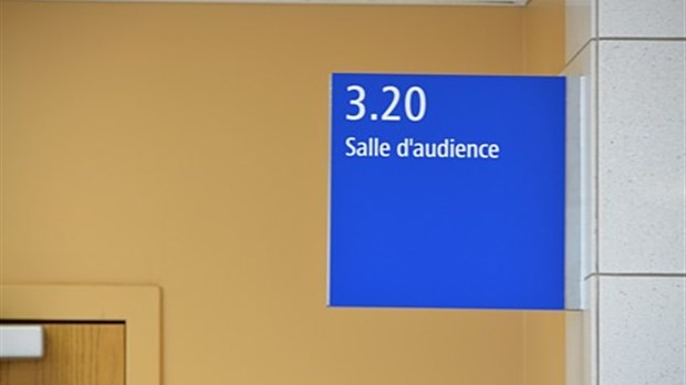 Voie de fait armée sur sa conjointe