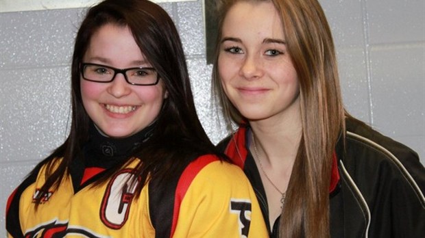 2 hockeyeuses recrutées par les Panthères de Trois-Rivières