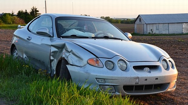 Collision entre une voiture et un tracteur à L'Isle-Verte