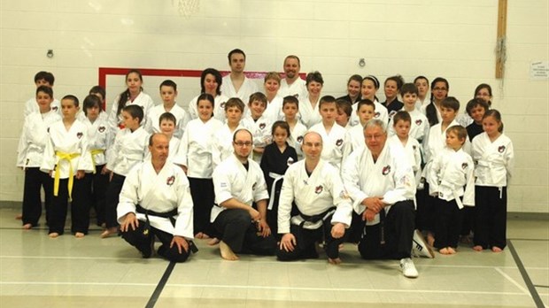 Passage de ceintures en Karaté Kempo 2000