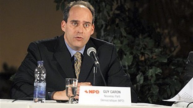 Réduction de service à Via Rail, Guy Caron dénonce