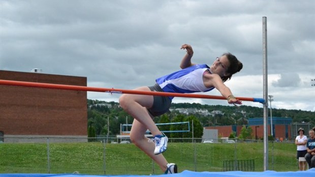 Journée d’athlétisme à Rivière-du-Loup: Rivalité et accomplissement