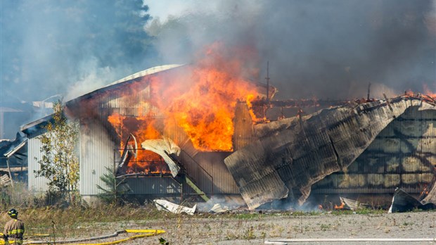 Violent incendie à Sainte-Françoise