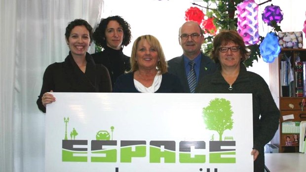 Espace Centre-ville remet 1 850 $ aux plus défavorisés