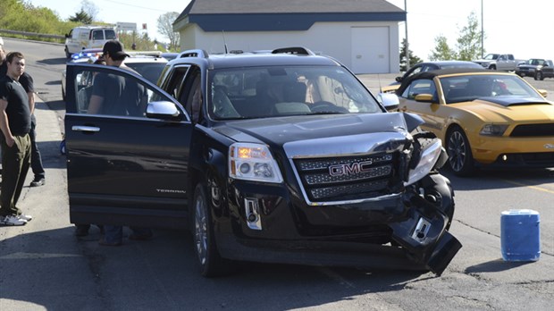 Collision dans la côte St-Jacques