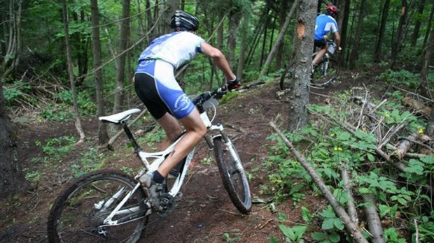 4 cyclistes de la Meute performent à Rimouski