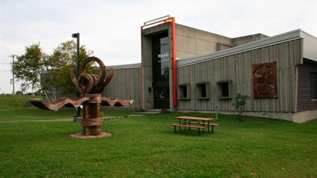 Changement de garde au Musée du Bas-Saint-Laurent
