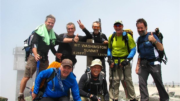 L’ascension de montagnes, un rituel pour le club de marche Le Lacet