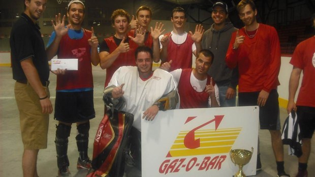 La troupe d'Alex Belzile remporte le tournoi Gaz-O-Bar