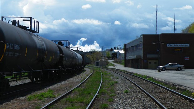 Compressions dans l'Est-du-Québec: le NPD rencontrera la direction de Via Rail
