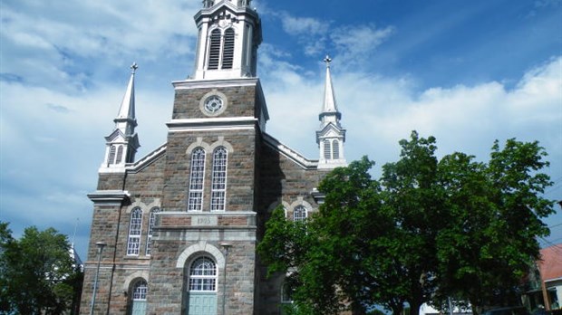 Accommodements religieux: Québec dépose 5 propositions