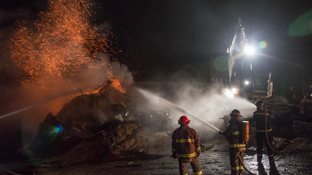 Incendie majeur à l’usine de Sciage et Planage Rioux de Témiscouata-sur-le-Lac