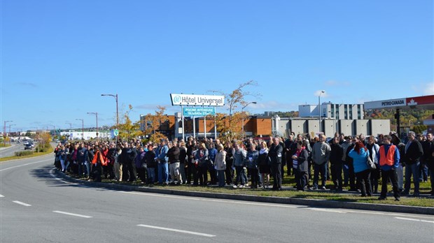 Manifestation contre la réforme de la santé à Rivière-du-Loup