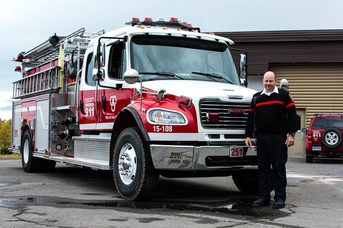 Le «mythique» camion des pompiers de l'Essonne est parti en fumée