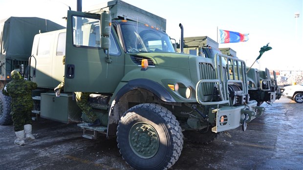 Important convoi militaire sur les routes de la région
