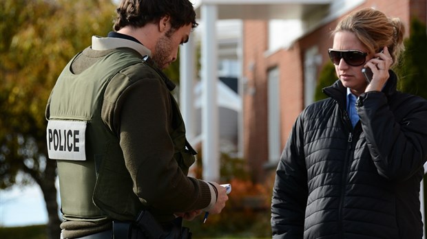 Une enveloppe suspecte au Séjour