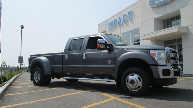 Une camionnette volée chez Impact Ford