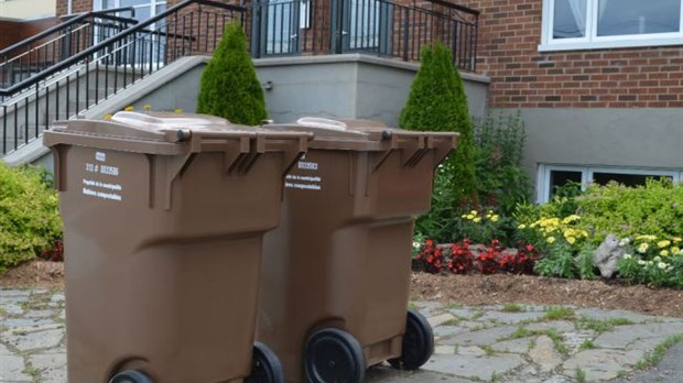 Les bacs bruns arrivent à Rivière-du-Loup
