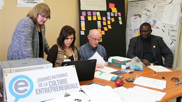 Des étudiants participent à la Journée nationale de la culture entrepreneuriale