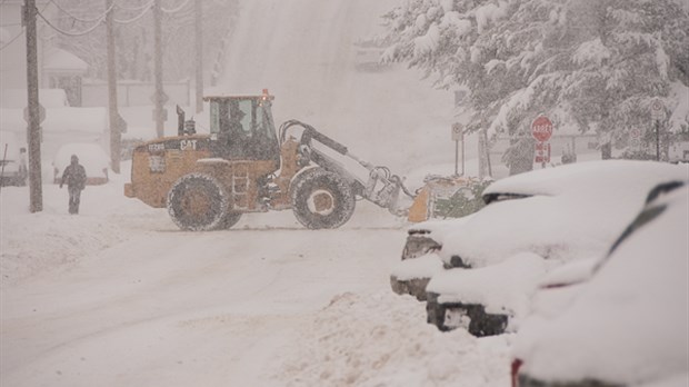 Tempête et conditions routières: évitez les déplacements non essentiels