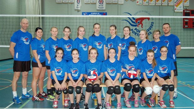 14 élèves au camp de volleyball des Portageurs