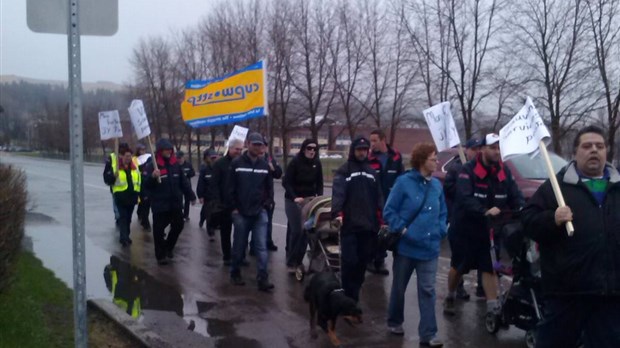 «Je marche pour mon facteur» à Rivière-du-Loup