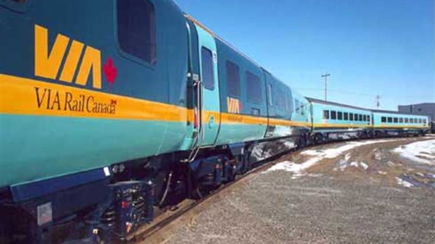 Aide fédérale à Via Rail dans l'est: François Lapointe se réjouit