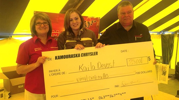 Kaila Devost remporte 25 000 $ grâce à Kamouraska Chrysler