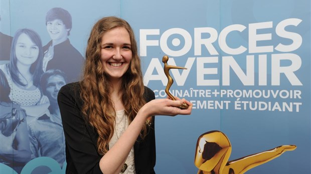 Deux élèves de la CS du Fleuve-et-des-Lacs remportent des prix nationaux
