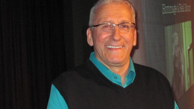 Réal Rioux reçoit le Prix Jean Foster