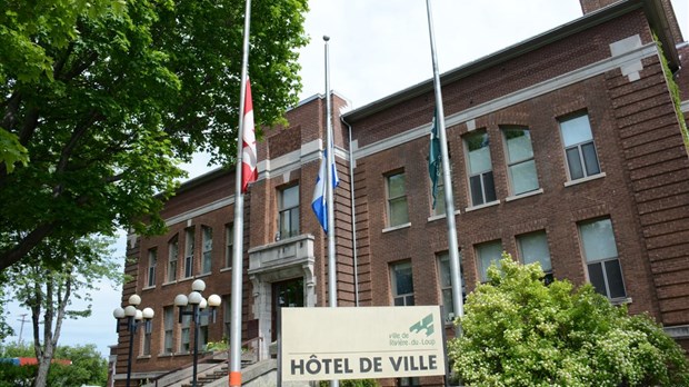 Lac-Mégantic, 1 an après: drapeaux en berne